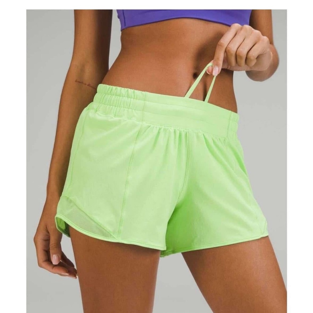 Lululemon Athletica Scream Green Light Hotty Hots